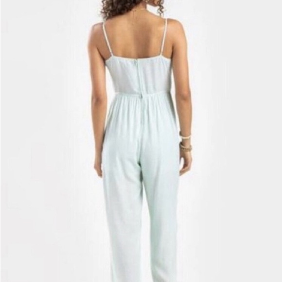 Francesca’s NWT Mint Green Knot Tie Front Jumpsuit Womens Size S - Picture 2 of 7